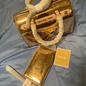 Micheal Kors set